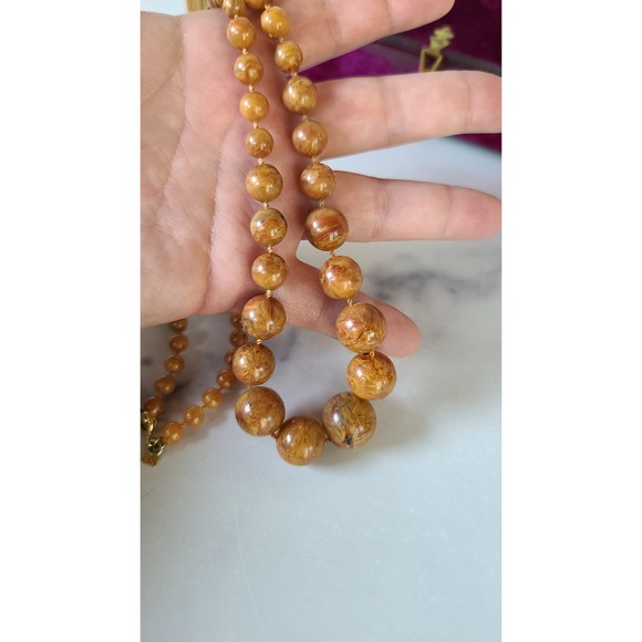 Emmons Beaded Necklace - Picture 6 of 10